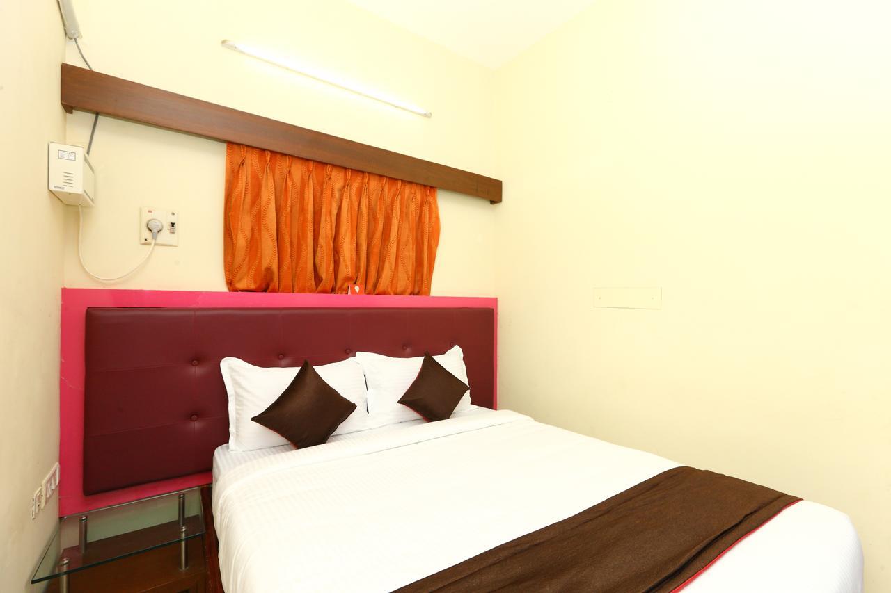 Oyo 8410 Rajeswari Tower Hotel Chennai Ngoại thất bức ảnh