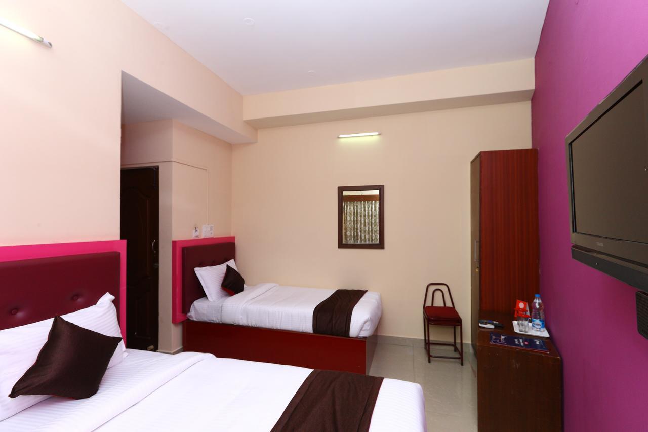 Oyo 8410 Rajeswari Tower Hotel Chennai Ngoại thất bức ảnh