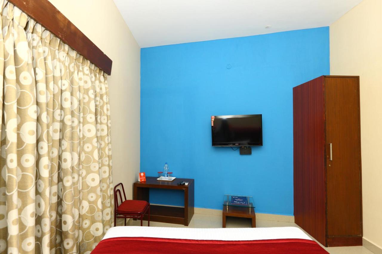 Oyo 8410 Rajeswari Tower Hotel Chennai Ngoại thất bức ảnh