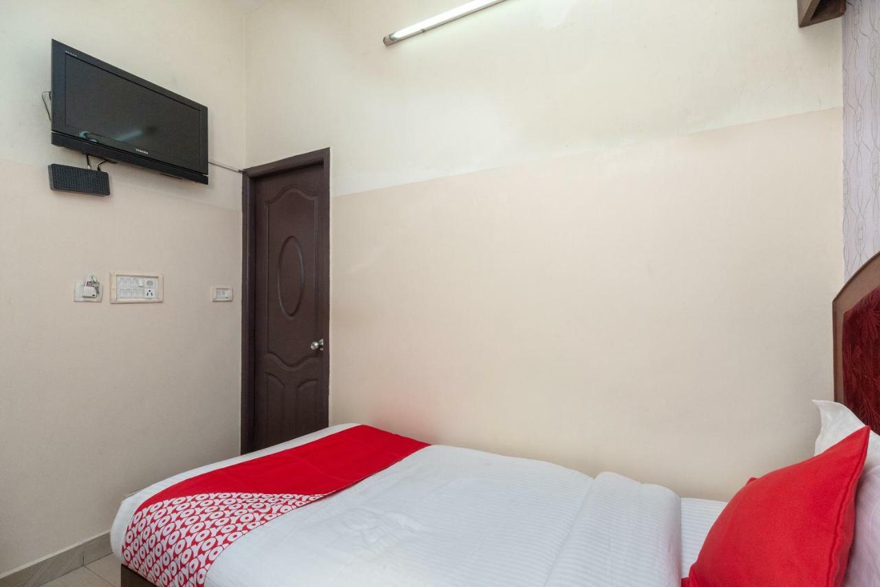 Oyo 8410 Rajeswari Tower Hotel Chennai Ngoại thất bức ảnh